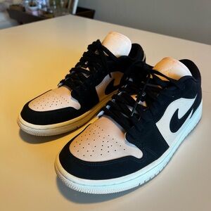 Nike Jordan 1 Low Guava Ice